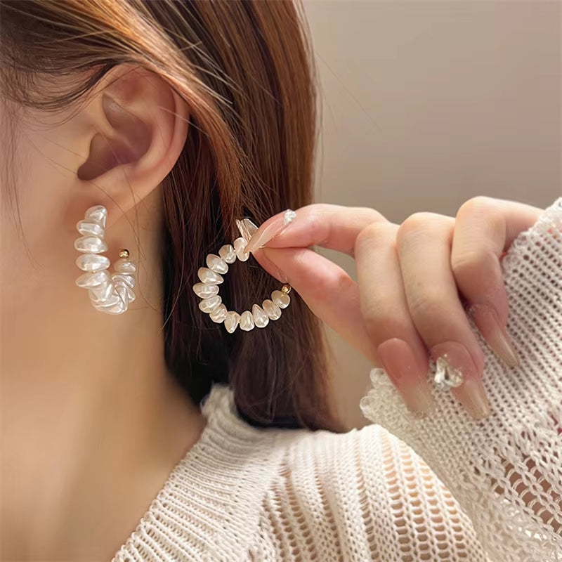 2022 New C-Shaped Imitation Pearl Earring Fashion Design High-End Hoop Earrings for Women Trendy Jewelry Elegant Gift