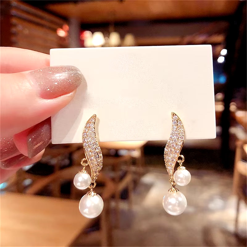 2023 New Classic Elegant Imitation Double Pearl Dangle Earrings for Women Crystal Long Tassel Drop Earring Wedding Jewelry Gifts